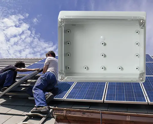 Á utilisation universelle : petit ou grand boitiers