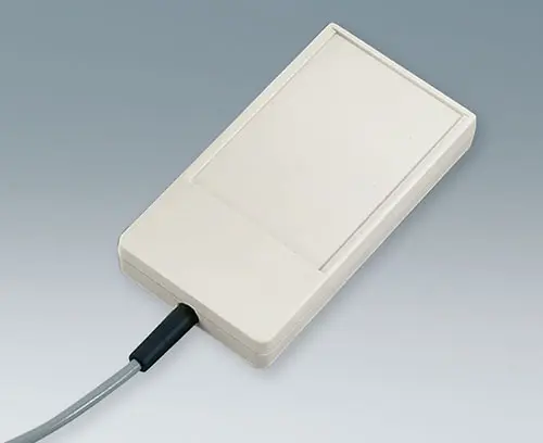 Surface plane pour le câblage