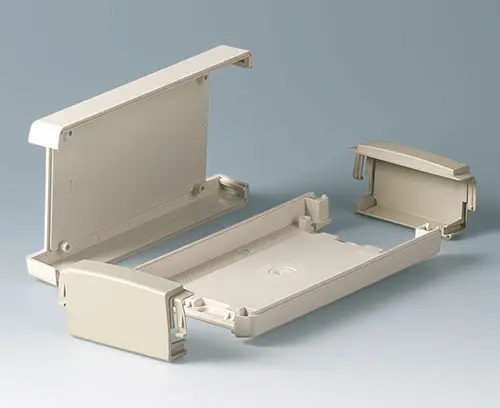 Parties frontale et arrière amovibles